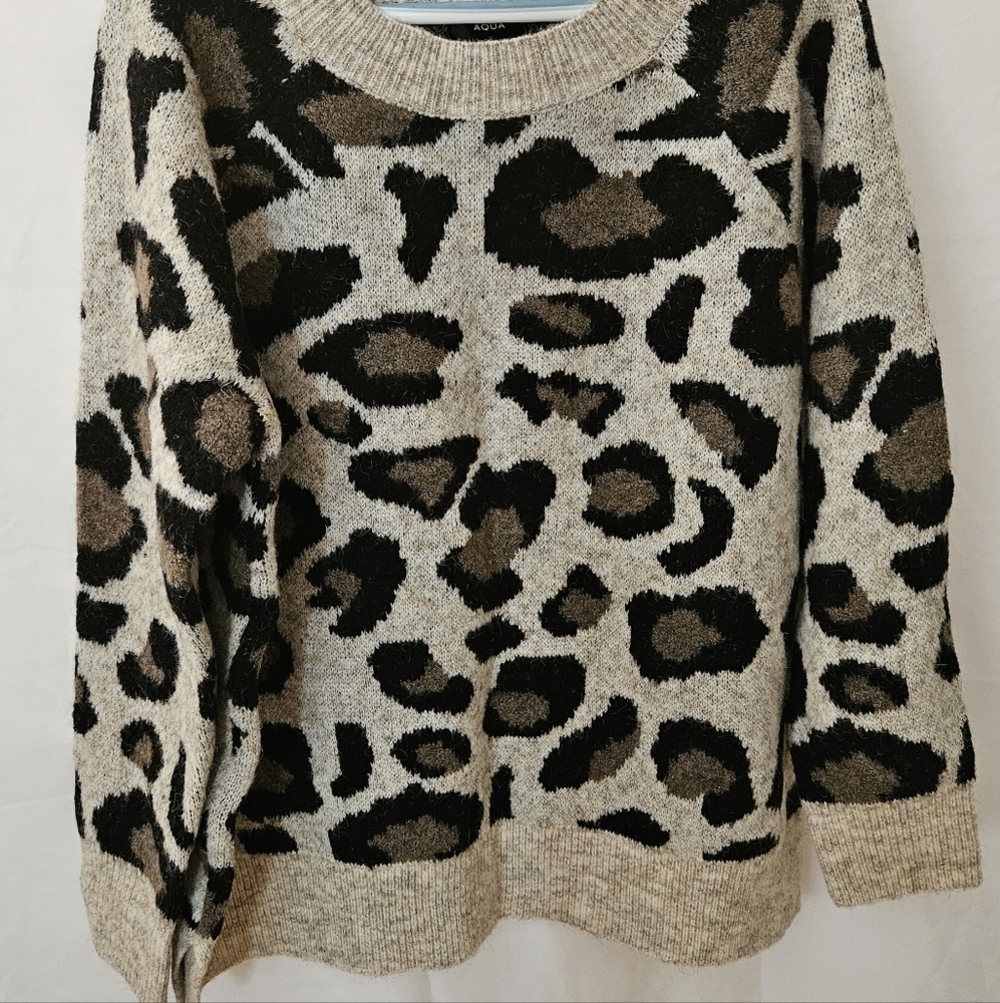 Alfani Leopard Print Crew Neck Sweater - Black and Brown